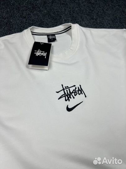 Футболки Nike Stussy