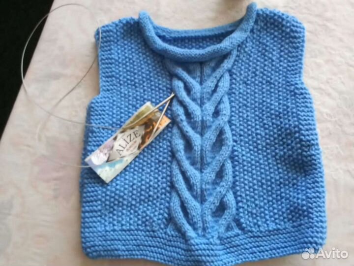 Вязаные спицами вещи