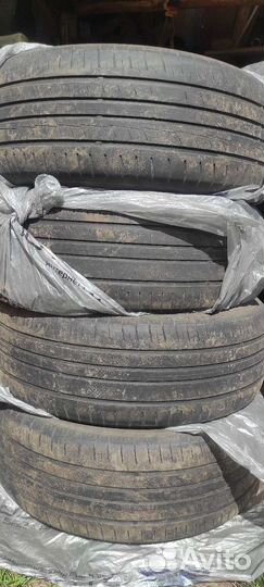 Yokohama BluEarth E51 235/55 R18