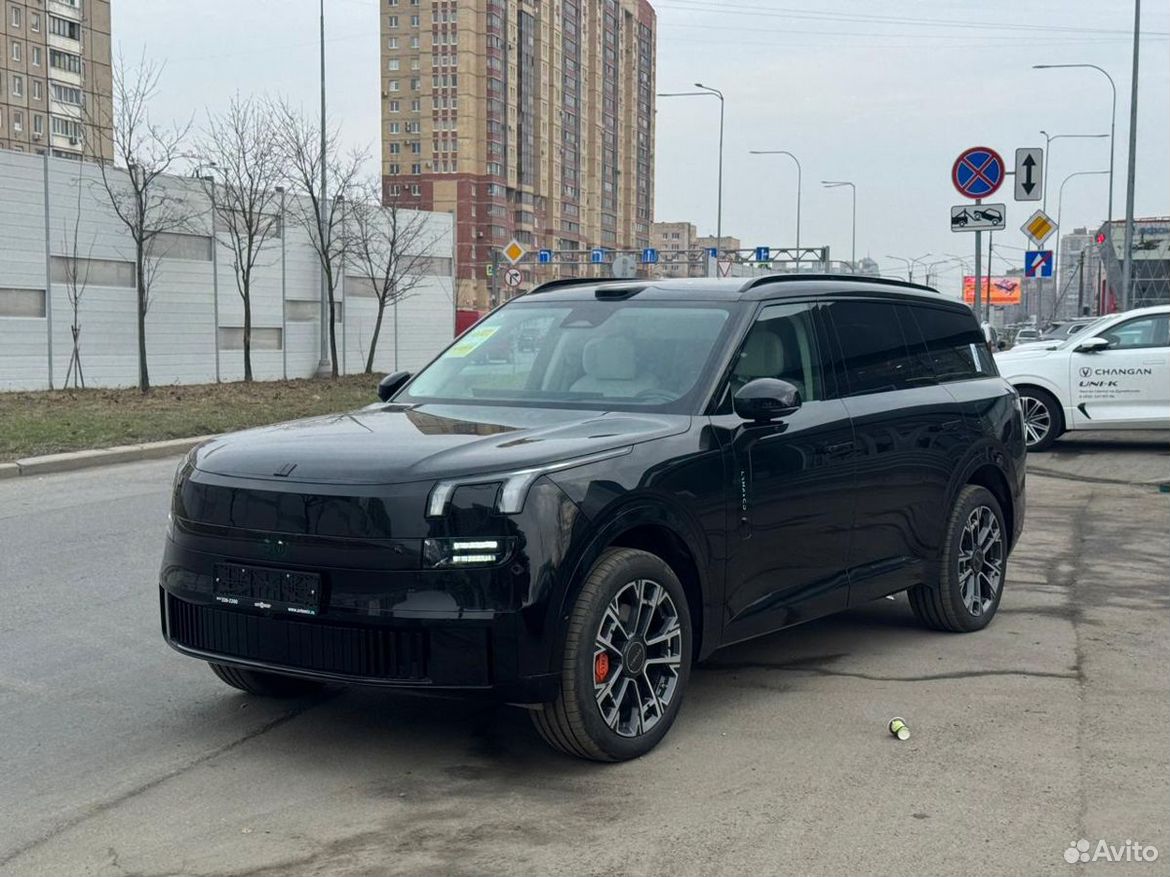 Lynk & Co 900 1.5 AT, 2025