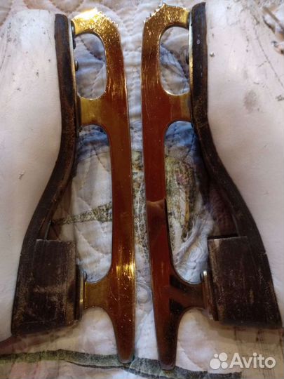 Коньки фигурные Wifa