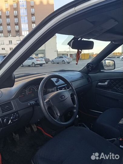 LADA Priora 1.6 МТ, 2012, 303 123 км