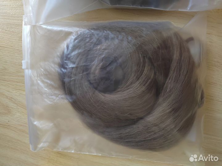 Хвост на резинке бу, длина 70см, светло-коричневый