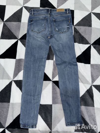 Джинсы Stradivarius женские