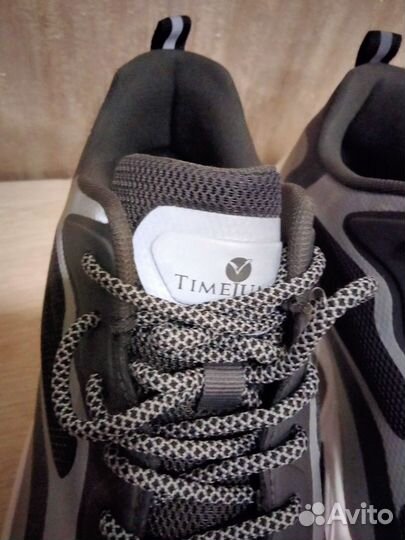 Кроссовки мужские