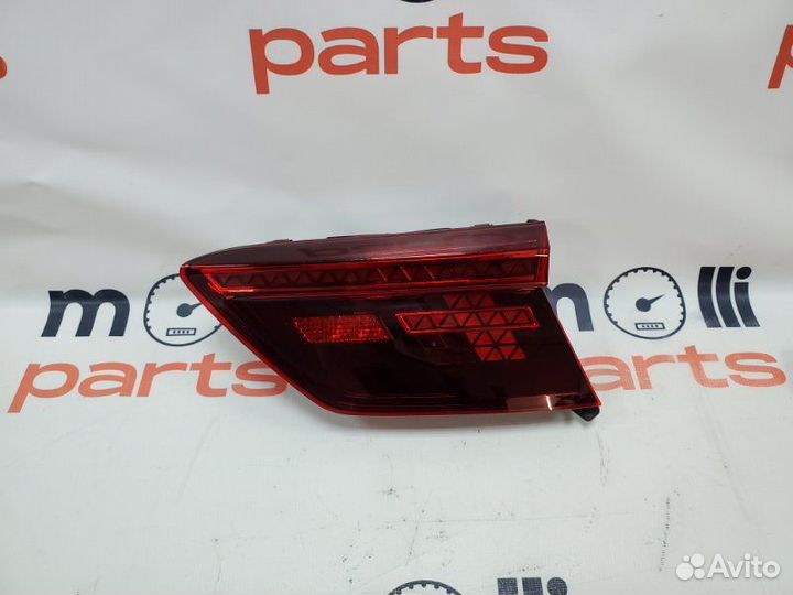 Фонарь задний правый внутренний задний правый