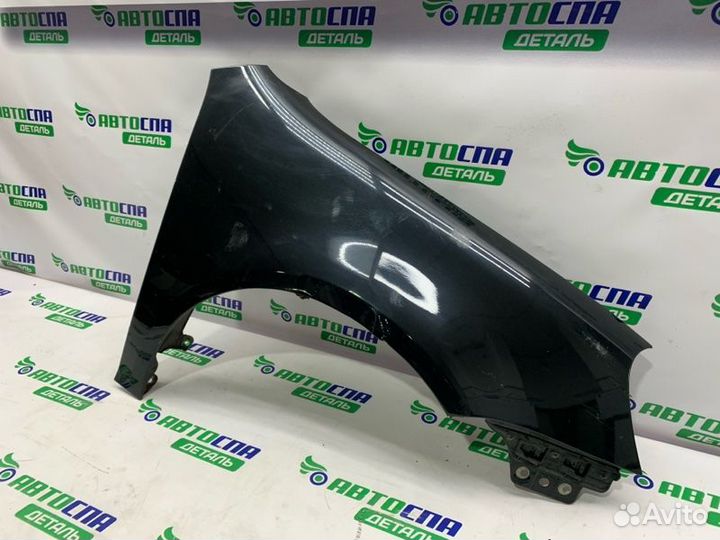 Крыло переднее правое Volkswagen Golf V купе BLG