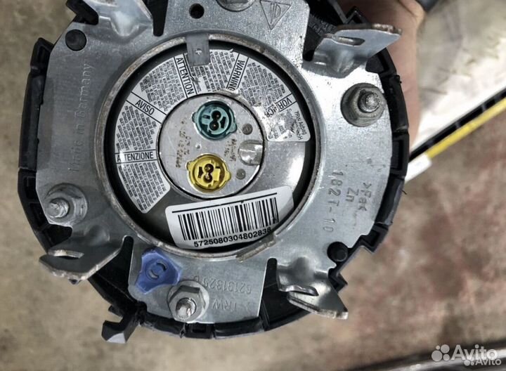 Подушка безопасности пассажирская (в торпедо) Pors