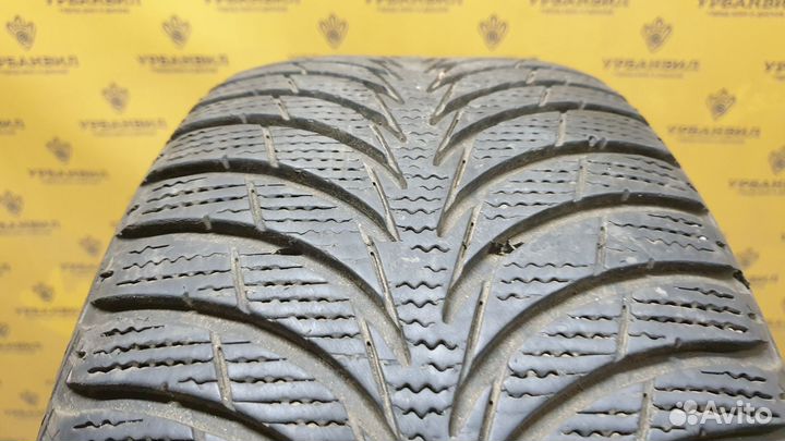 Goodyear UltraGrip Ice+ 215/55 R16