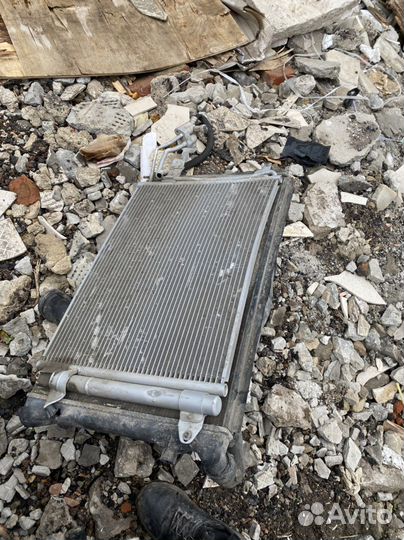 Радиатор кондиционера vw golf plus 1.6 МКПП