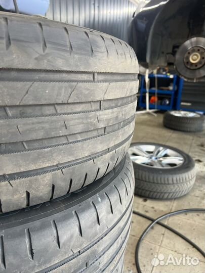 Nokian Tyres Hakka Black 2 225/50 R17