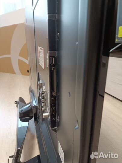 Телевизор LG 47LM585T