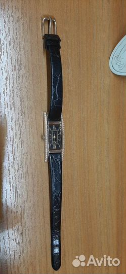 Продам часы