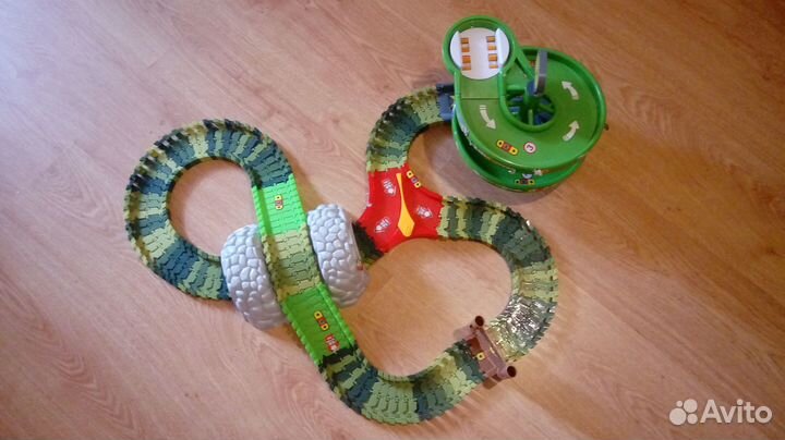 Гибкий трек военный