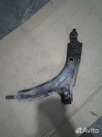 Рычаг передний правый Daewoo Nexia Деу Нексия