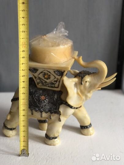 Слон из камня