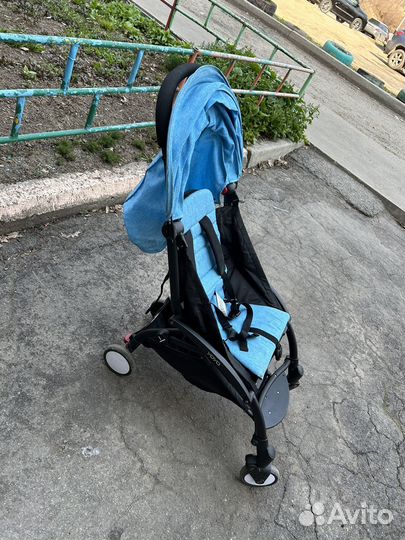 Прогулочная коляска yoya