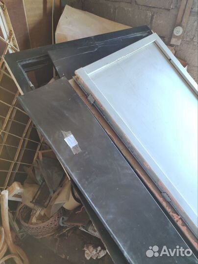 Дверь металлическая огнеупорная противопожарная