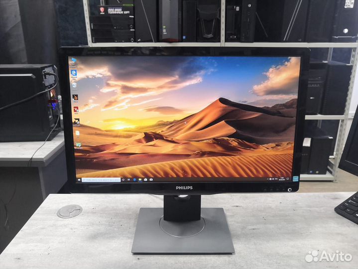 Монитор Philips 22