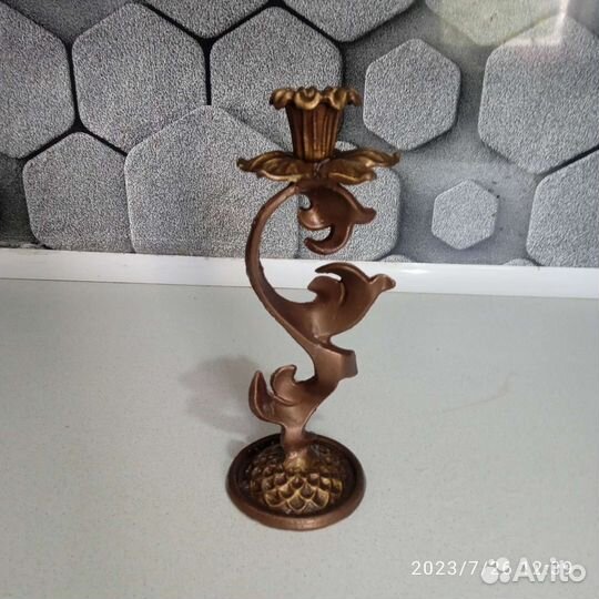 Подсвечник металлический