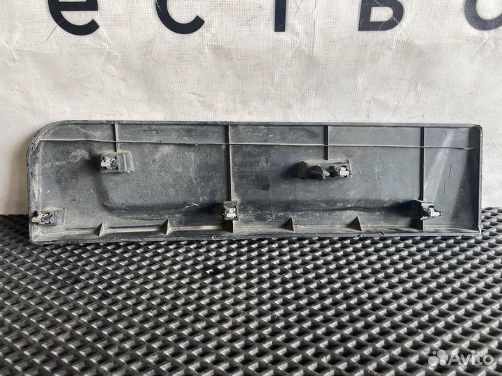 Накладка бампера Renault T 84812964