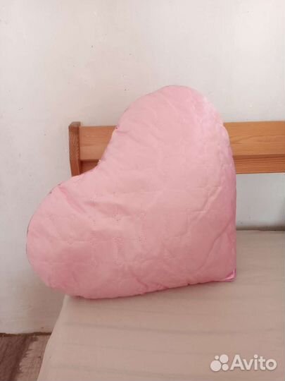 Подушки декоративные разные