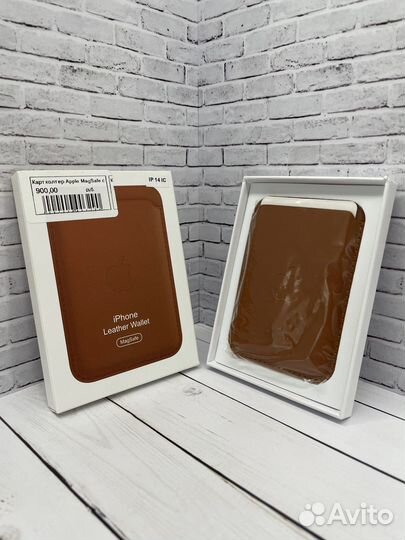 Премиум Картхолтер Apple MagSafe коричневый