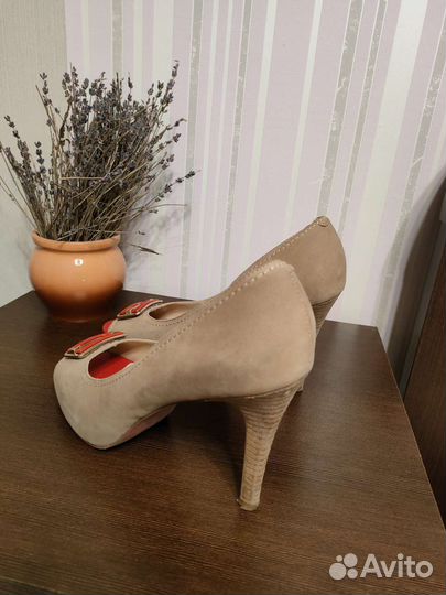 Туфли женские 39 размер