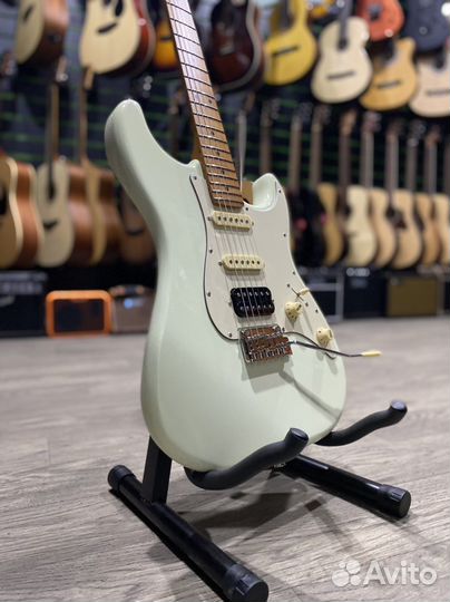 JET JS-400 OW электрогитара белая (Новая)