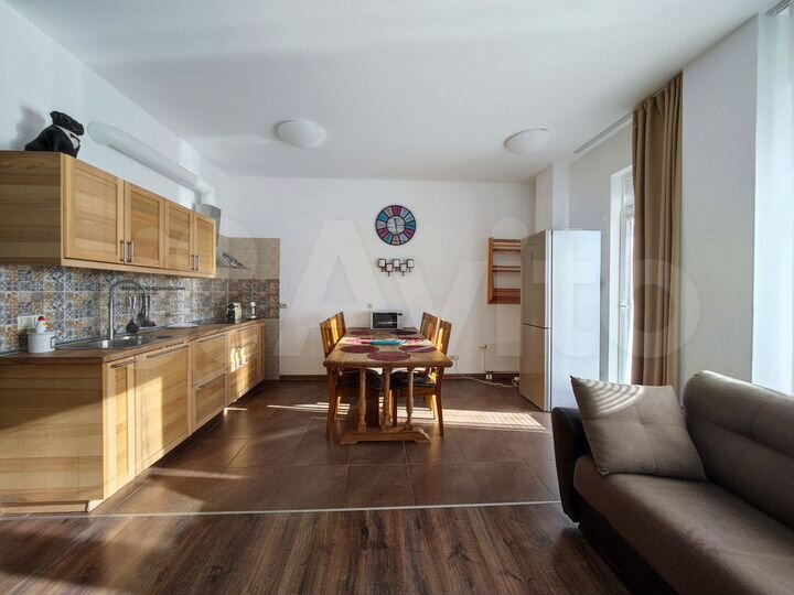 3-к. квартира, 110 м², 1/5 эт.