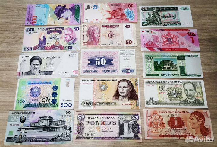 Распродаю Набор из 50 банкнот с разных стран мира