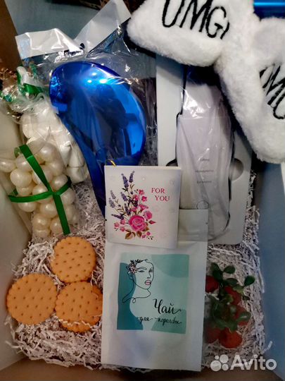 Подарочные наборы разные, мужские, женские