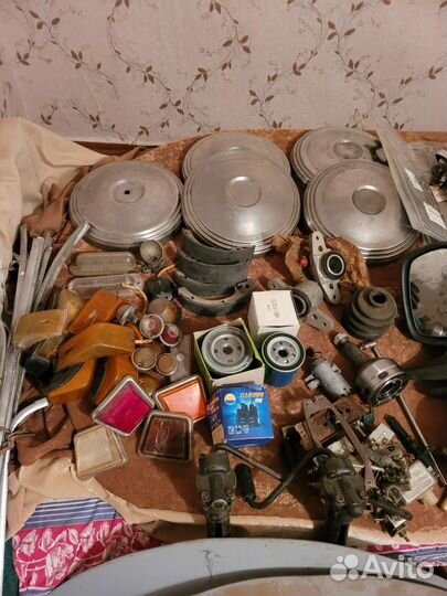 Запчасти и аксессуары на автомобиль газ 24