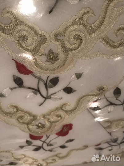 Подарочные комплекты скатерти с салфетками