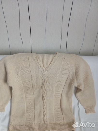 Пуловер мужской белый шерсть