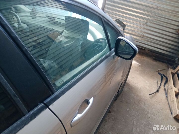 Запчасти на citroen c4