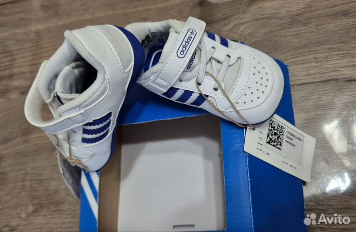 Кросовки Adidas originals