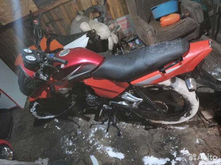Phantom 125