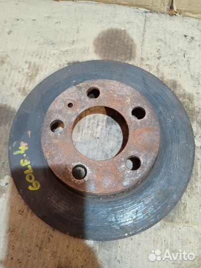 Диски тормозные задние Volkswagen Golf