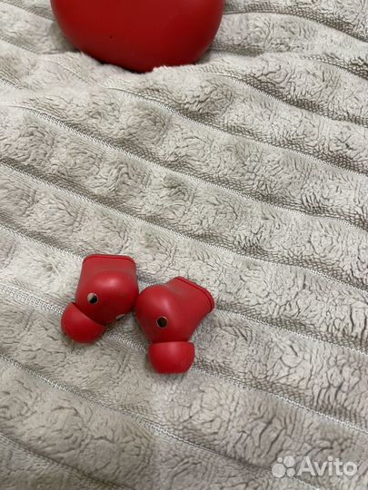 Беспроводные наушники Beats studio buds