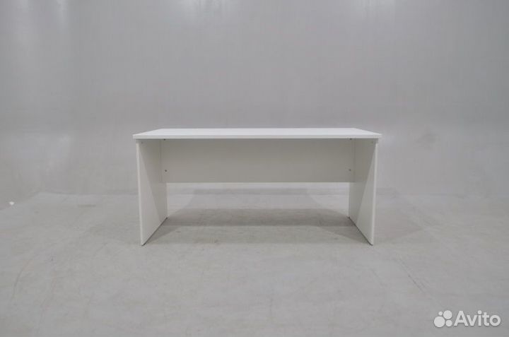 Стол письменный офисный