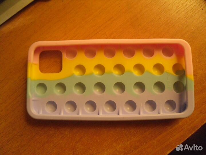 Чехол силиконовый на iPhone 12