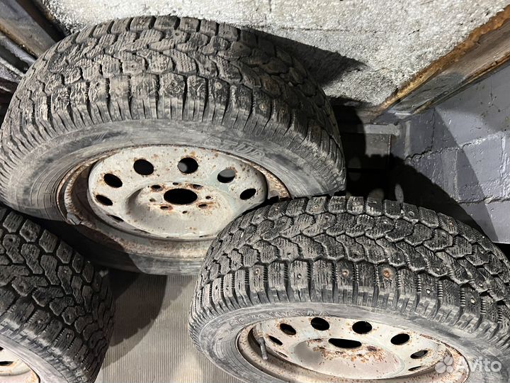 Yokohama Ice Guard Stud IG55 175/65 R14