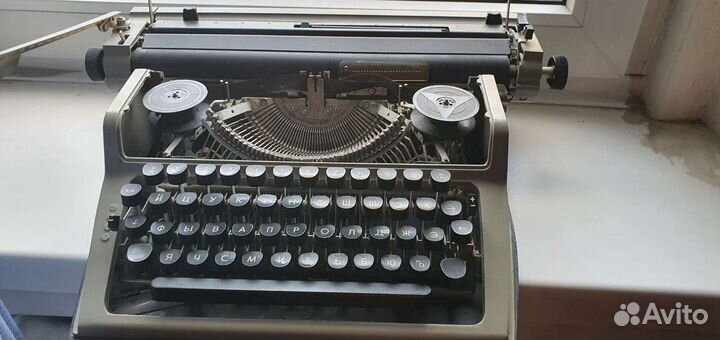 Раритет коллекционирование Печатная машинка