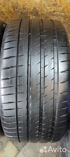 Michelin Pilot Sport 4 SUV 275/45 R21 и 315/40 R21 115ZR