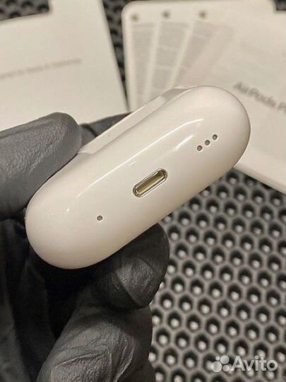 Airpods Pro 2 с шумоподавлением