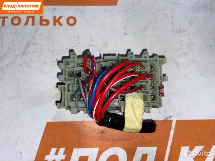 Блок предохранителей Volvo S60 2011