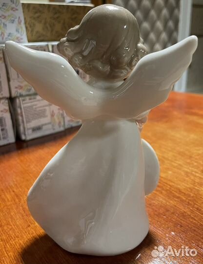 Статуэтка ангел фарфор высота17см