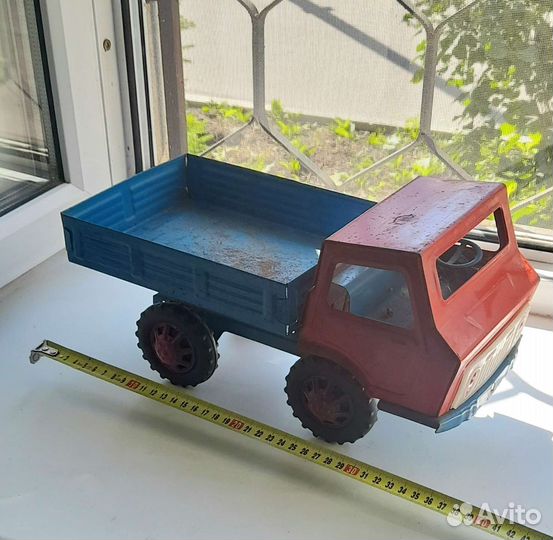 Грузовик из металла. Винтаж СССР