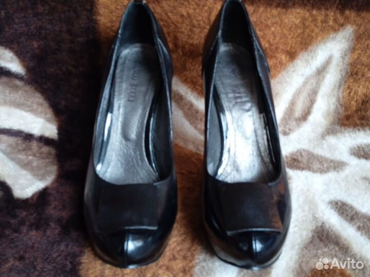 Туфли женские